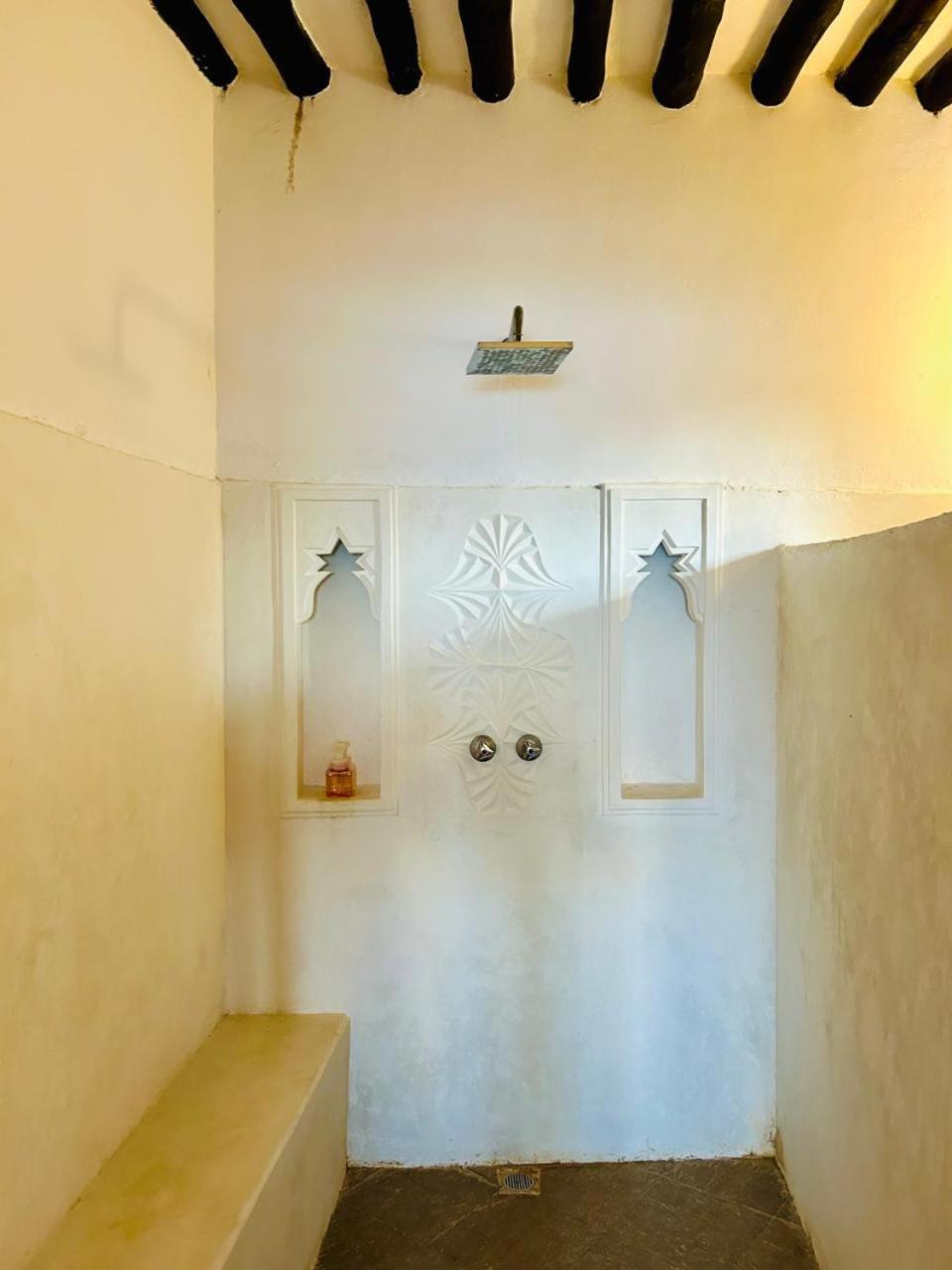 Bed and Breakfast Shela Bahari Exterior foto